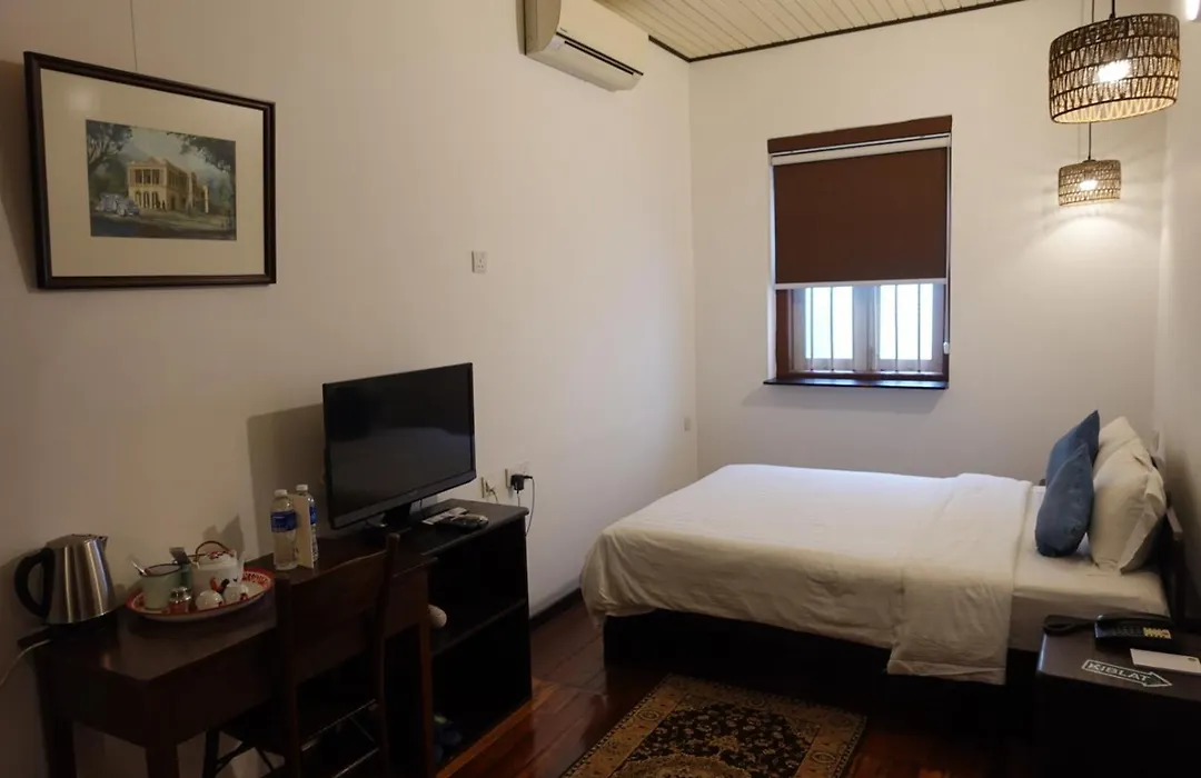 Sarang Paloh Heritage Stay-1