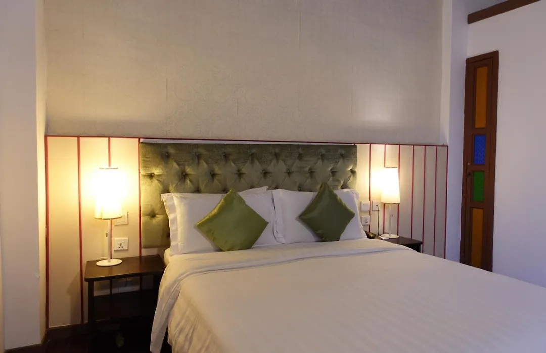 Sarang Paloh Heritage Stay-1